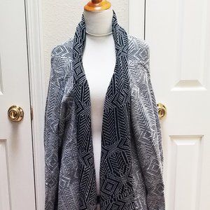 Ava & Viv Black and White Sweater Cardigan 3x